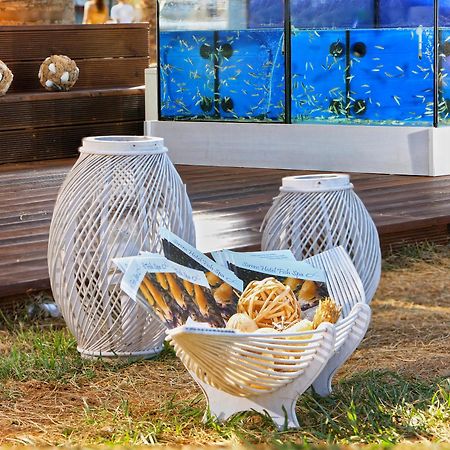 Sirens Beach & Village Малиа Екстериор снимка