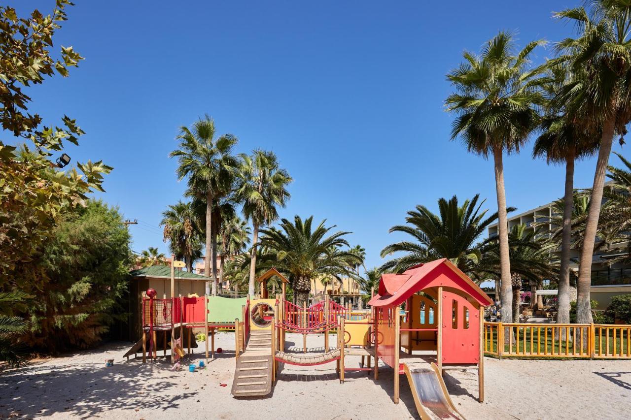 Sirens Beach & Village Малиа Екстериор снимка